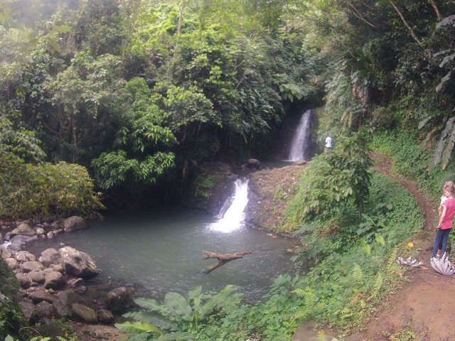 18315046985_944aa66e74_z