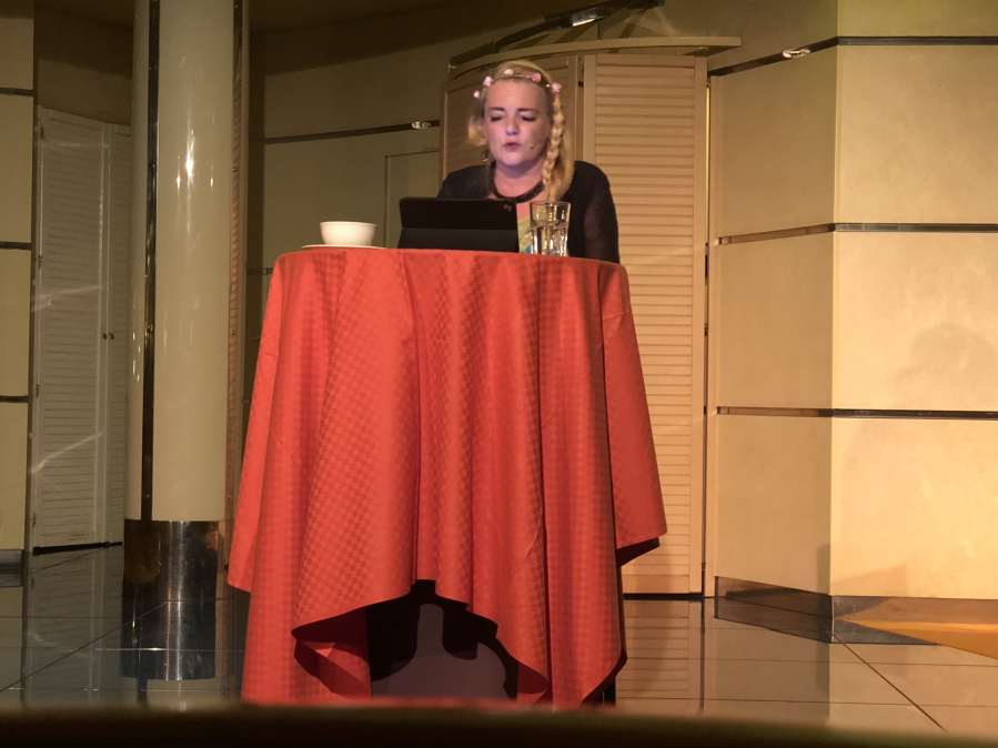 20180827_205042102_iOS-min