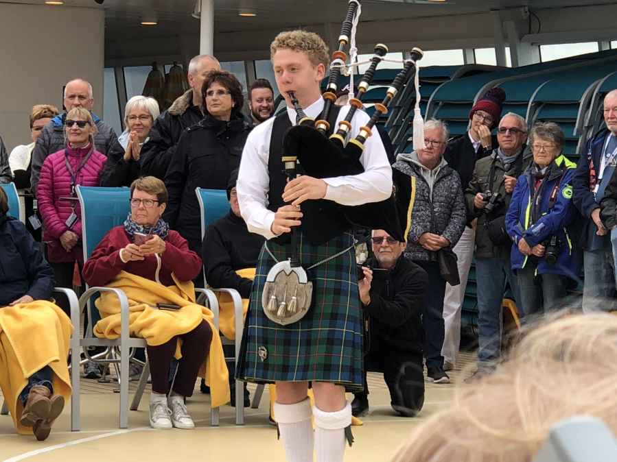 20180828_155122250_iOS-min